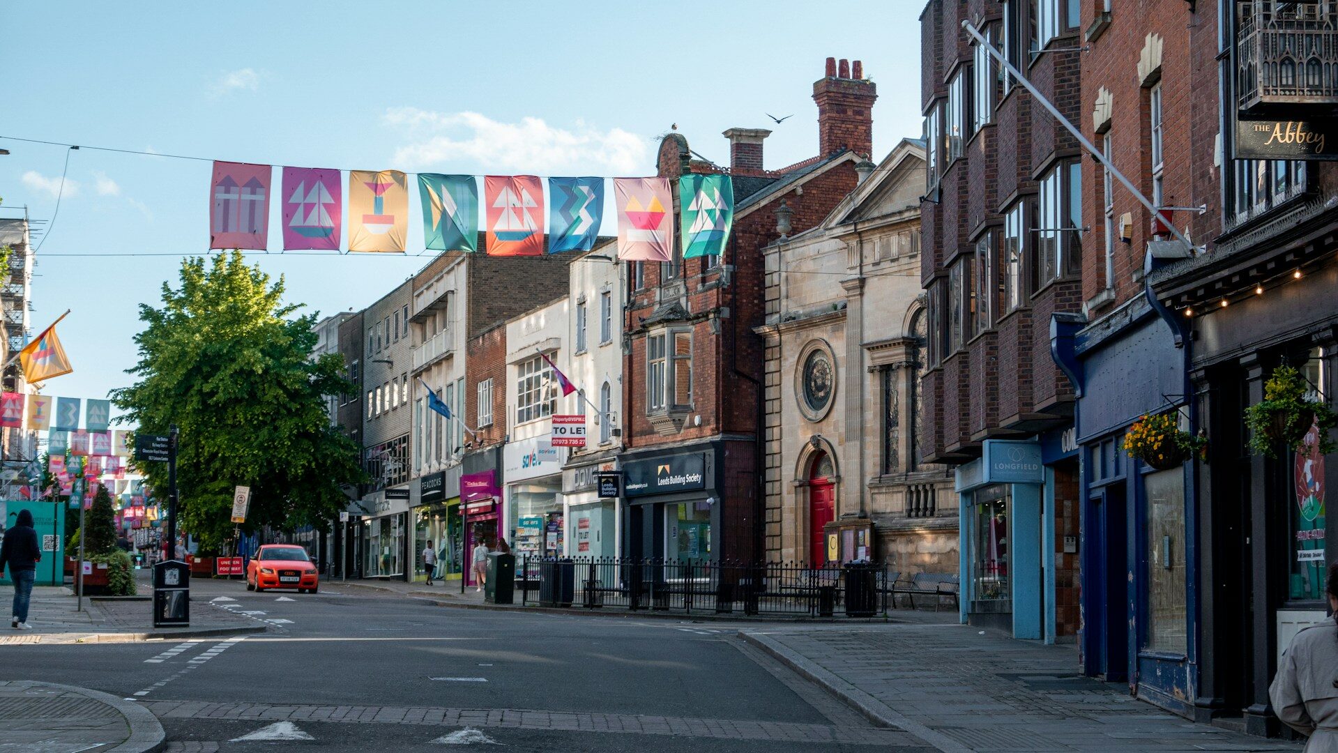 dog friendly uk - gloucester